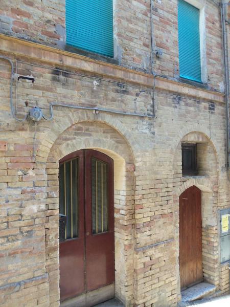 intera palazzina in vendita ad Acquaviva Picena