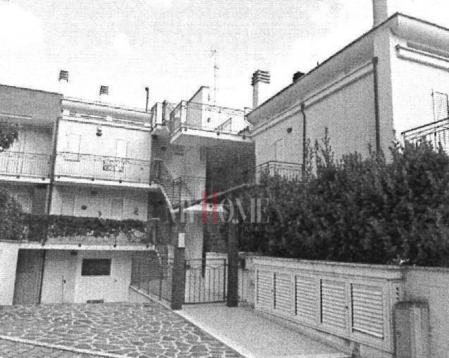 appartamento in vendita ad Acquaviva Picena
