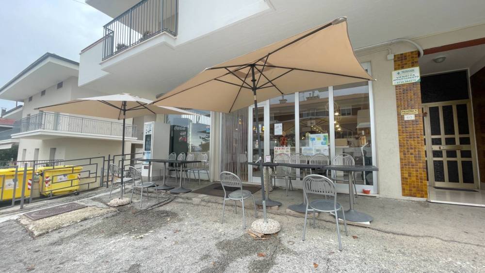 negozio in vendita ad Acquaviva Picena