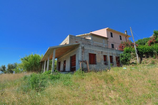intera palazzina in vendita ad Acquaviva Picena