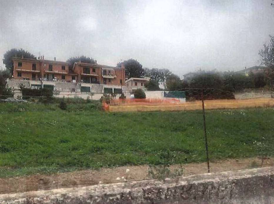 terreno edificabile in vendita ad Acquaviva Picena