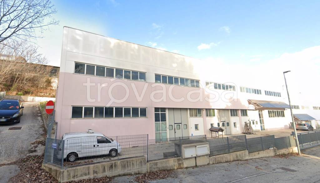 negozio in vendita ad Acquaviva Picena