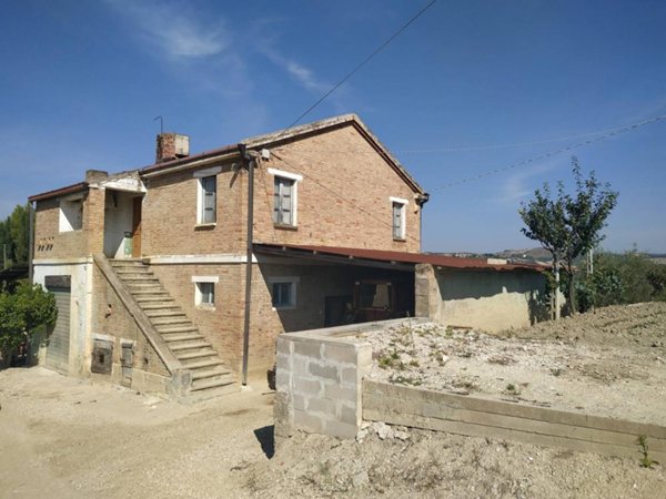 casa indipendente in vendita ad Acquaviva Picena