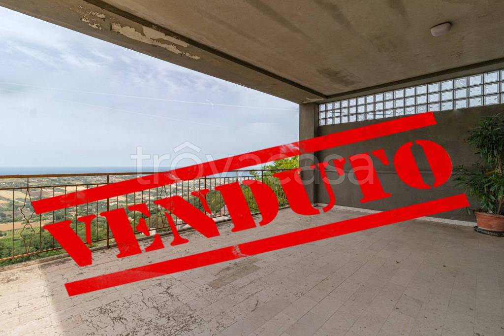 appartamento in vendita ad Acquaviva Picena