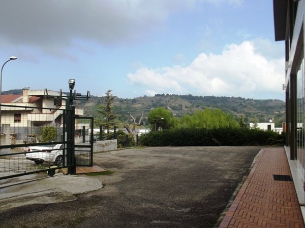 capannone in vendita ad Acquaviva Picena
