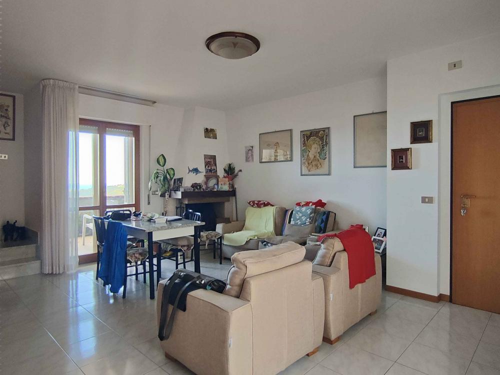 appartamento in vendita ad Acquaviva Picena