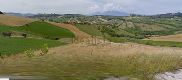 terreno agricolo in vendita ad Acquaviva Picena