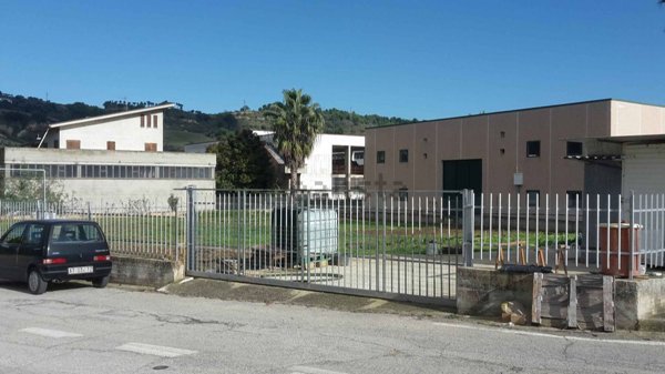 terreno edificabile in vendita ad Acquaviva Picena