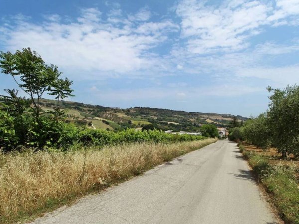 terreno agricolo in vendita ad Acquaviva Picena