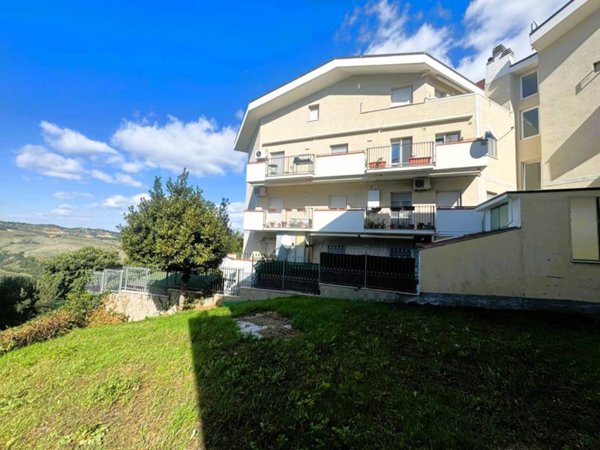 appartamento in vendita ad Acquaviva Picena