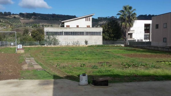 terreno edificabile in vendita ad Acquaviva Picena