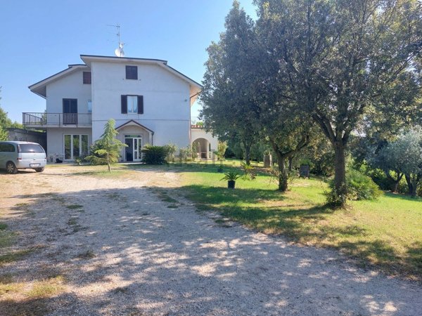 casa indipendente in vendita ad Acquaviva Picena