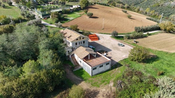 casa indipendente in vendita ad Acquaviva Picena