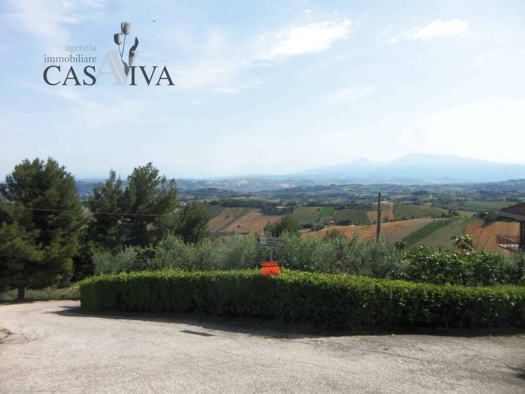 terreno agricolo in vendita ad Acquaviva Picena