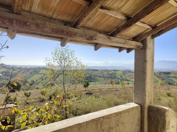 casa indipendente in vendita ad Acquaviva Picena