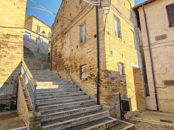 appartamento in vendita ad Acquaviva Picena