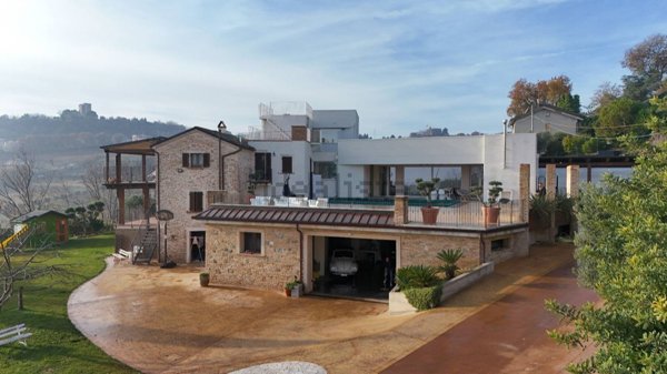 casa indipendente in vendita ad Acquaviva Picena