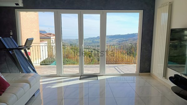 casa indipendente in vendita ad Acquaviva Picena