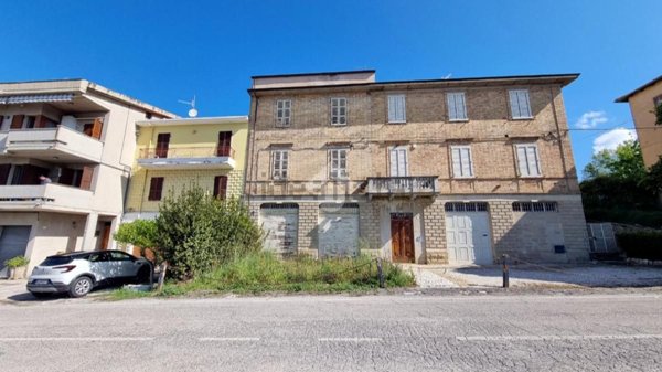 appartamento in vendita ad Acquaviva Picena