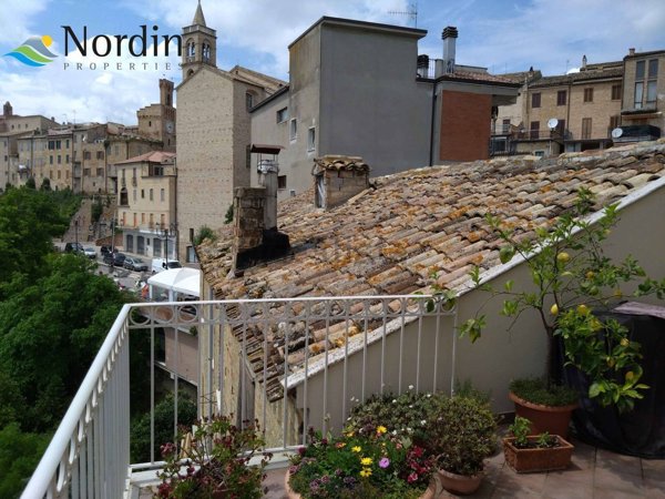 appartamento in vendita ad Acquaviva Picena