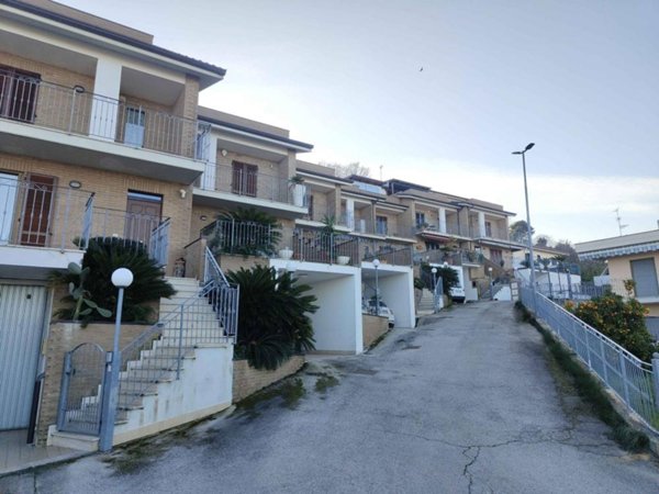 casa indipendente in vendita ad Acquaviva Picena