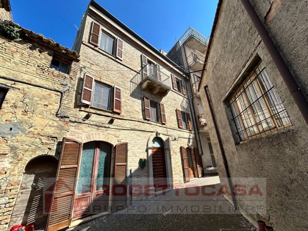 casa indipendente in vendita ad Acquaviva Picena