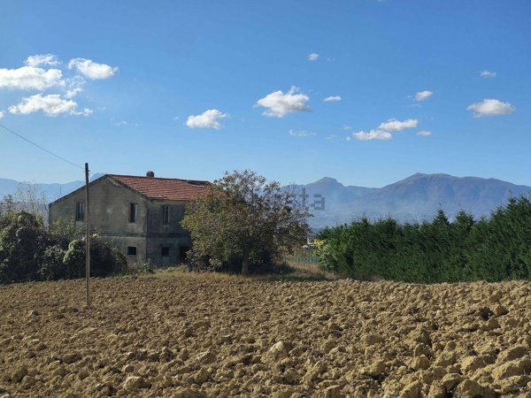 casale in vendita ad Acquaviva Picena