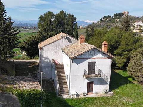 casa indipendente in vendita ad Acquaviva Picena