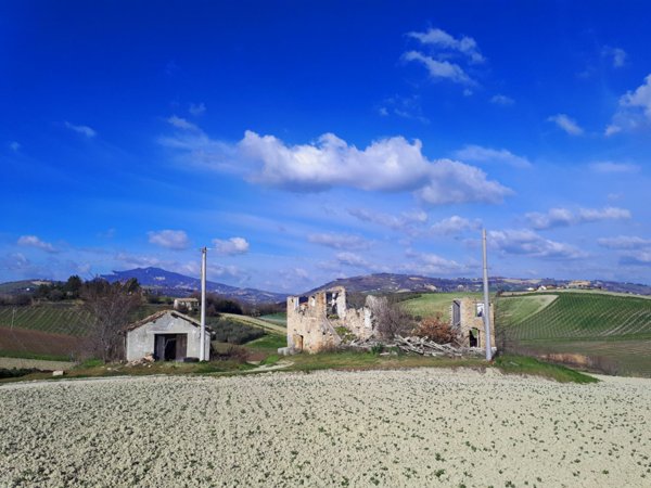 casa indipendente in vendita ad Appignano del Tronto