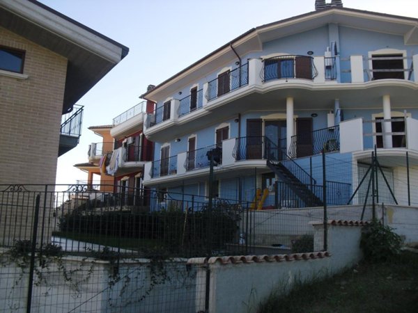appartamento in vendita ad Appignano del Tronto