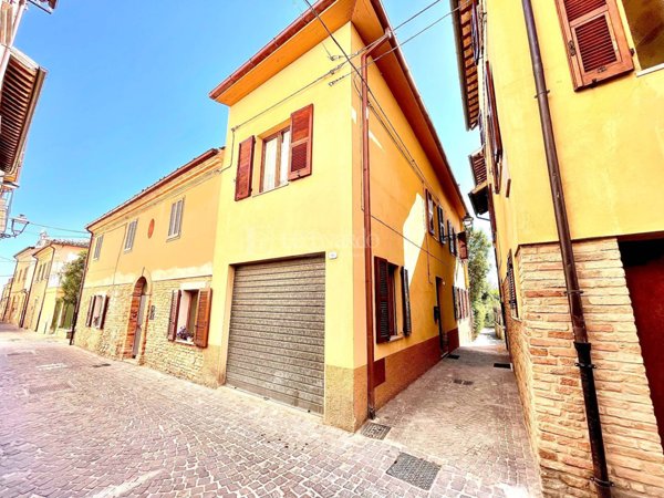 casa indipendente in vendita ad Appignano del Tronto