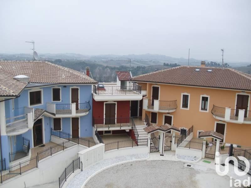 appartamento in vendita ad Appignano del Tronto