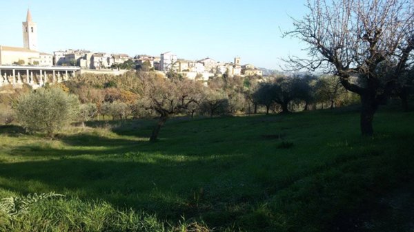 villa in vendita ad Appignano del Tronto