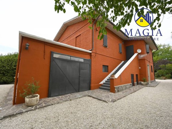 casa indipendente in vendita ad Appignano del Tronto