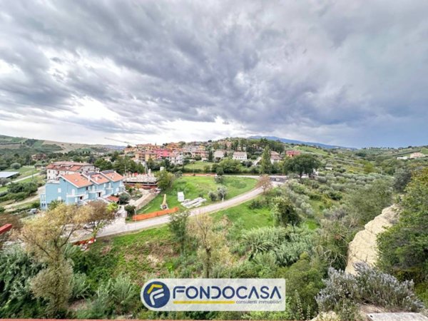appartamento in vendita ad Appignano del Tronto