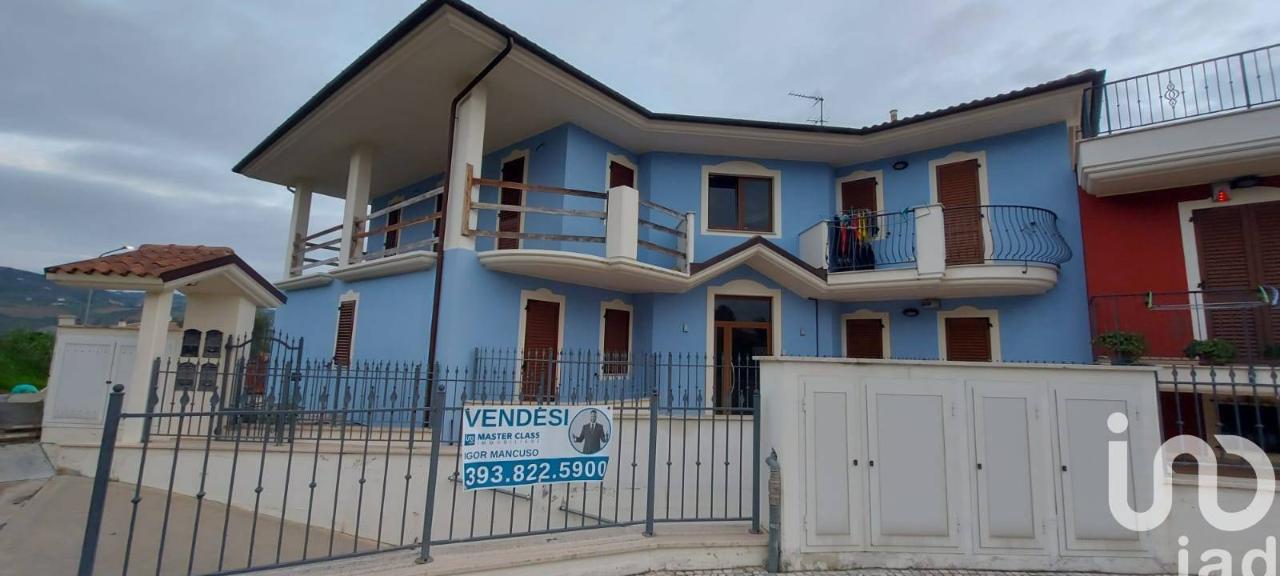 casa indipendente in vendita ad Appignano del Tronto