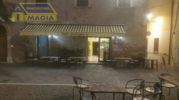 negozio in vendita ad Appignano del Tronto