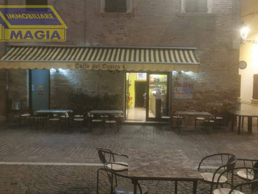 negozio in vendita ad Appignano del Tronto