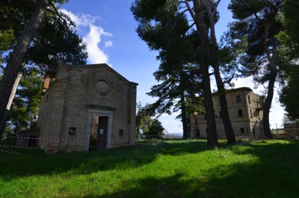 casa indipendente in vendita ad Appignano del Tronto
