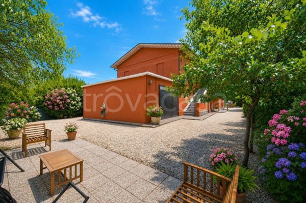 casa indipendente in vendita ad Appignano del Tronto in zona San Francesco
