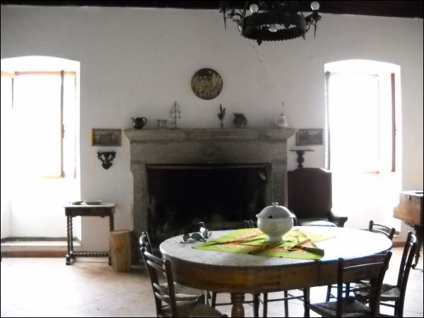casa indipendente in vendita ad Arquata del Tronto in zona Borgo di Arquata