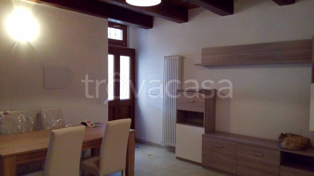 casa indipendente in vendita ad Ascoli Piceno in zona Piazzarola