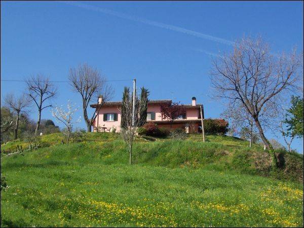 casa indipendente in vendita ad Ascoli Piceno