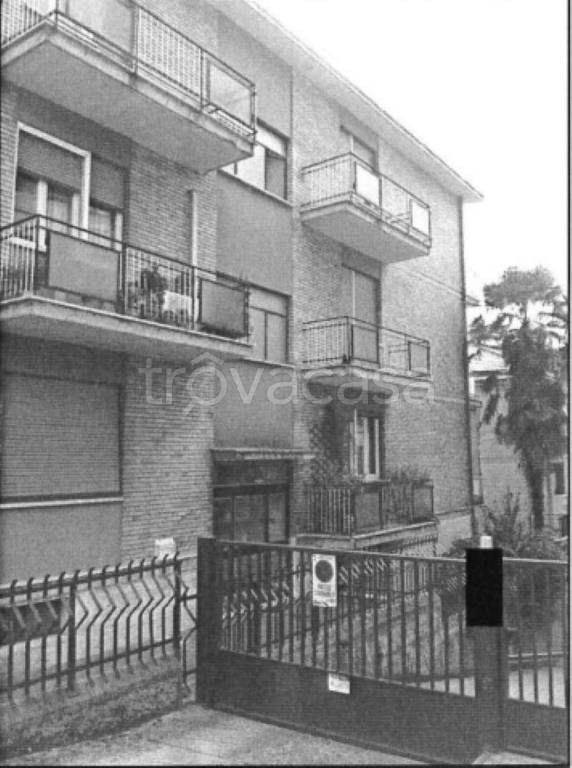 appartamento in vendita ad Ascoli Piceno in zona Faiano