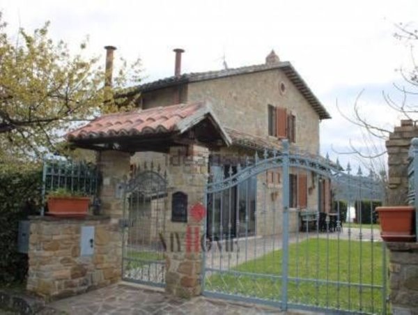 casa indipendente in vendita ad Ascoli Piceno