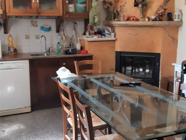 casa indipendente in vendita ad Ascoli Piceno in zona Croce di Tolignano