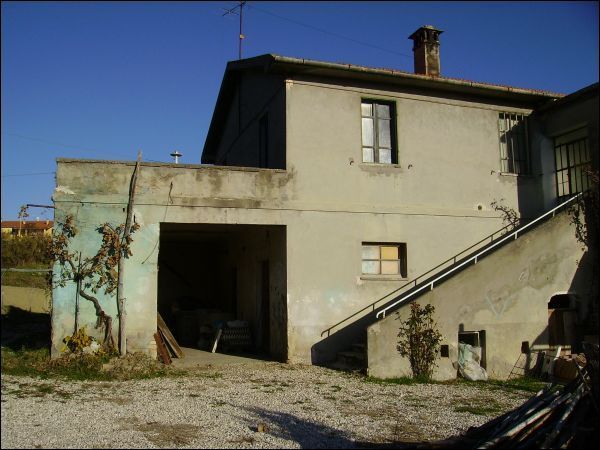 casa indipendente in vendita ad Ascoli Piceno in zona Poggio di Bretta