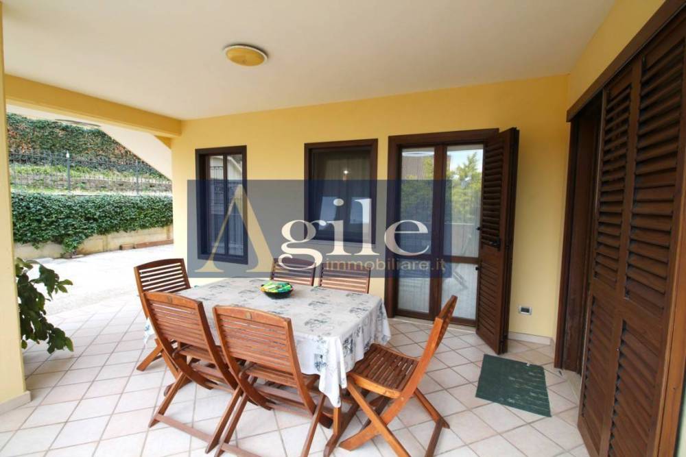 casa indipendente in vendita ad Ascoli Piceno