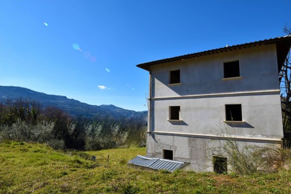 casa indipendente in vendita ad Ascoli Piceno in zona Campo Parignano