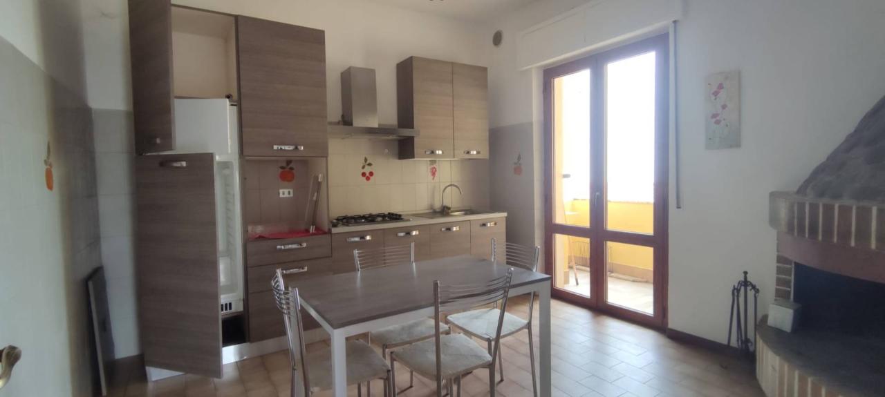 appartamento in vendita ad Ascoli Piceno in zona Rosara